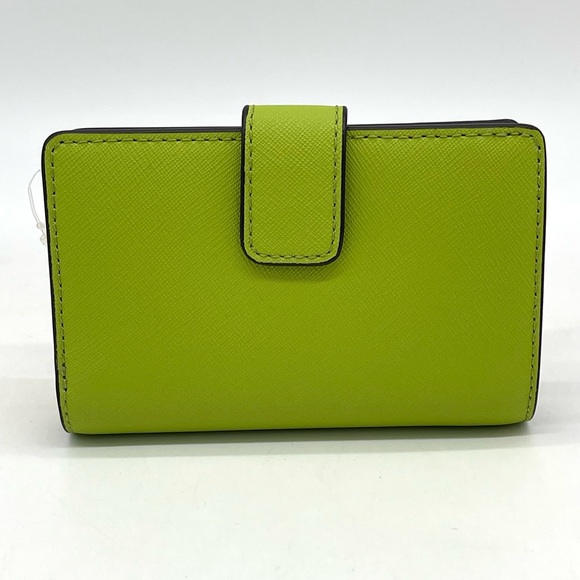 Michael Kors Medium Bifold Zip Corner Wallet - Picture 4 of 8